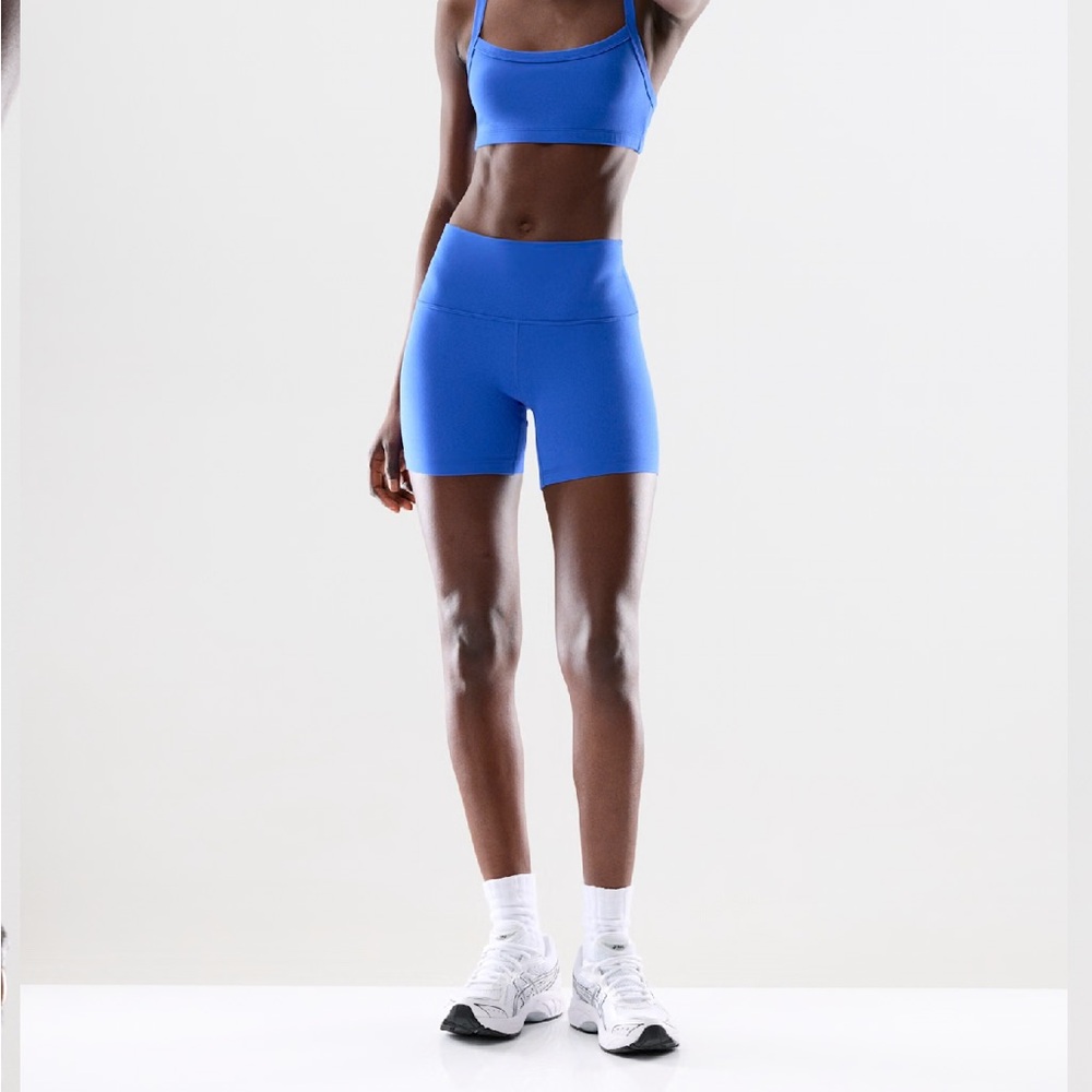 Aritzia Golden Butter Cheeky Hi-Rise 5” Short in Jazz Blue